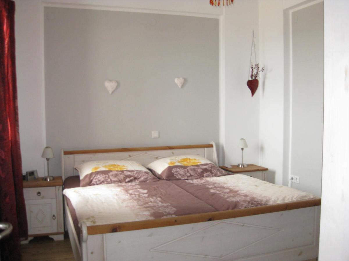 ASTRA-Ferienhaus mit großer Dachterrasse und Top-Ausstattung in NAS Armenistis  Exterior foto