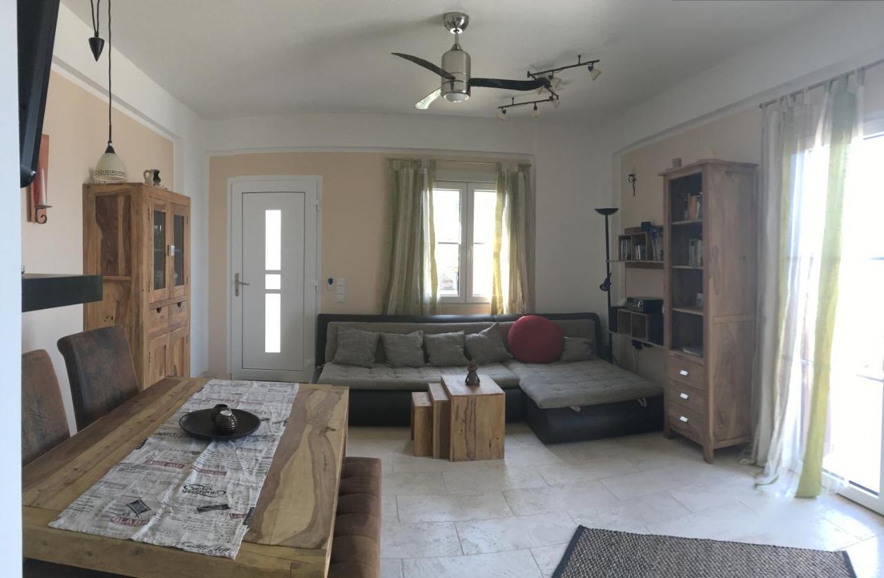 ASTRA-Ferienhaus mit großer Dachterrasse und Top-Ausstattung in NAS Armenistis  Exterior foto